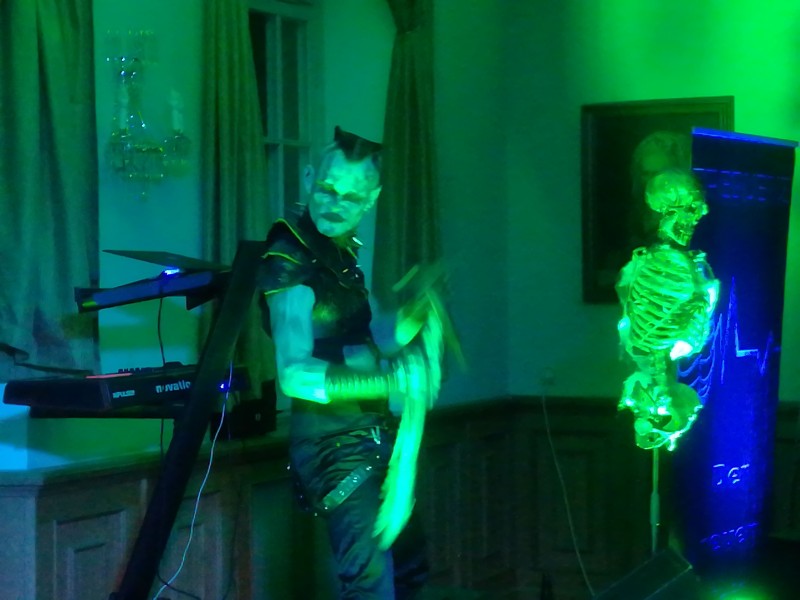 img_20200307_222801_burst012